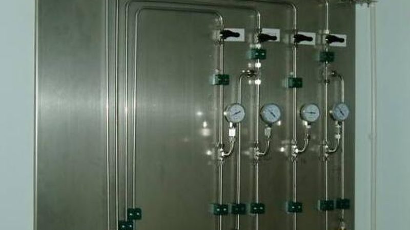 制药行业不锈钢储罐：关键注意事项与选型要点